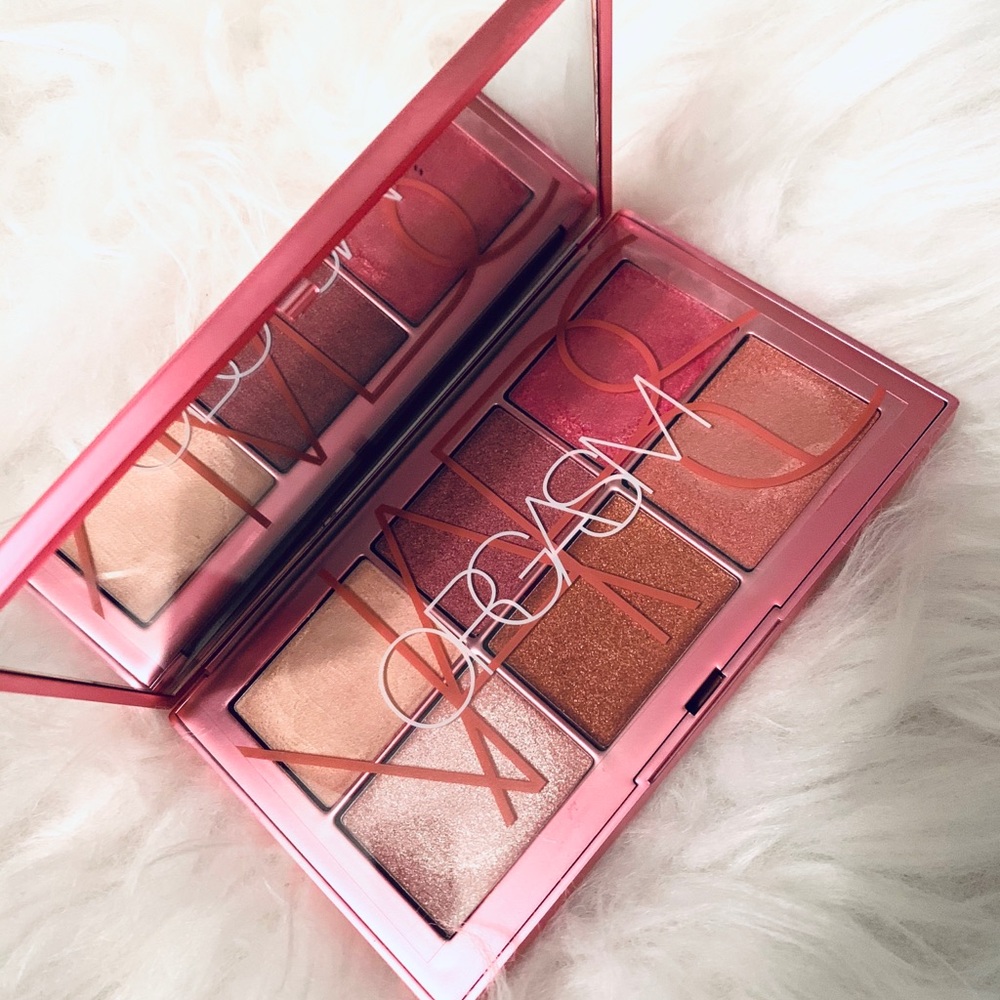 Nars blush and highlight palette